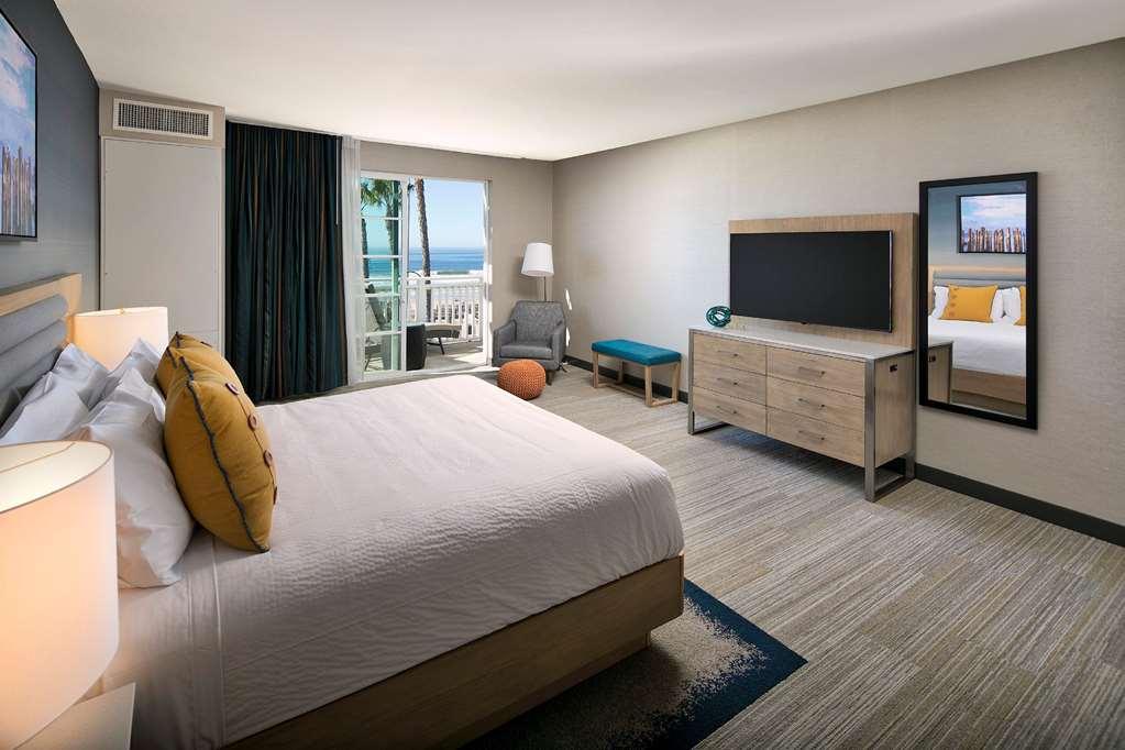 Inn At The Pier Pismo Beach, Curio Collection By Hilton Chambre photo