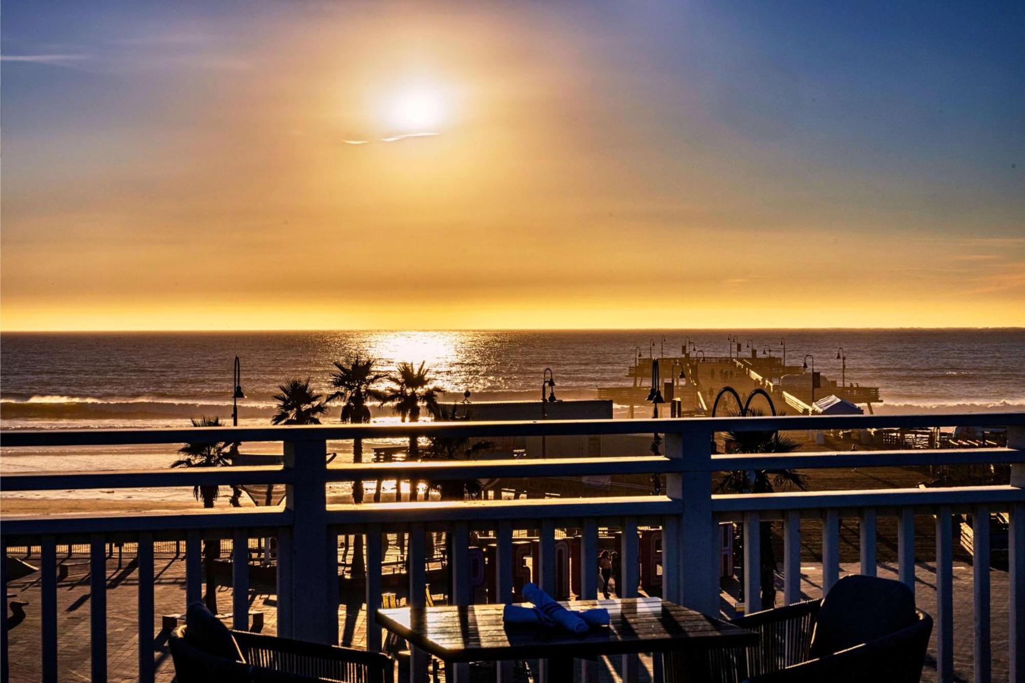 Inn At The Pier Pismo Beach, Curio Collection By Hilton Extérieur photo